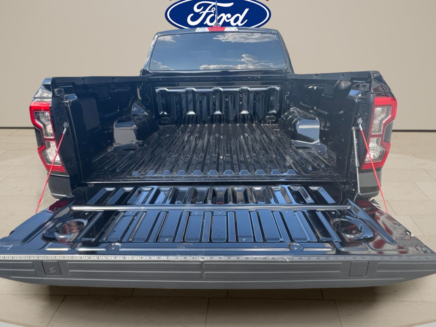 New 2026 Ford Ranger XLT w/ Trailer Tow Package RWD image 9
