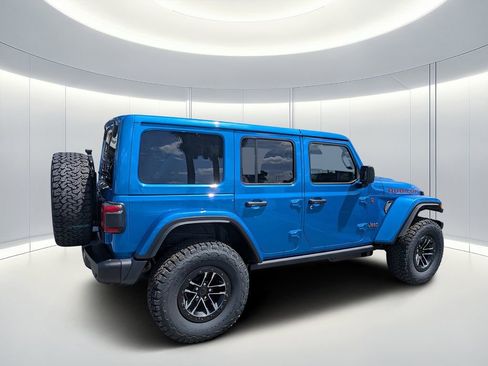 New 2026 Jeep Wrangler Unlimited Rubicon w/ Xtreme 35 Tire Package AWD/4WD image 4
