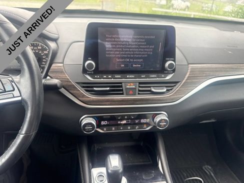Used 2021 Nissan Altima 2.5 SL FWD image 11
