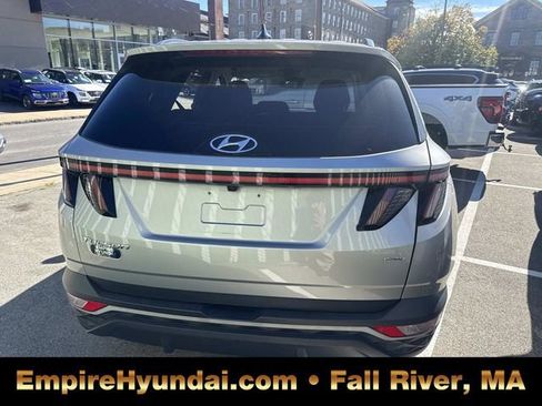 Used 2022 Hyundai Tucson SEL w/ Winter Package image 4