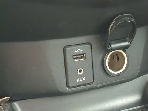 Used 2018 Nissan Rogue Sport SL w/ SL Premium Package image 24