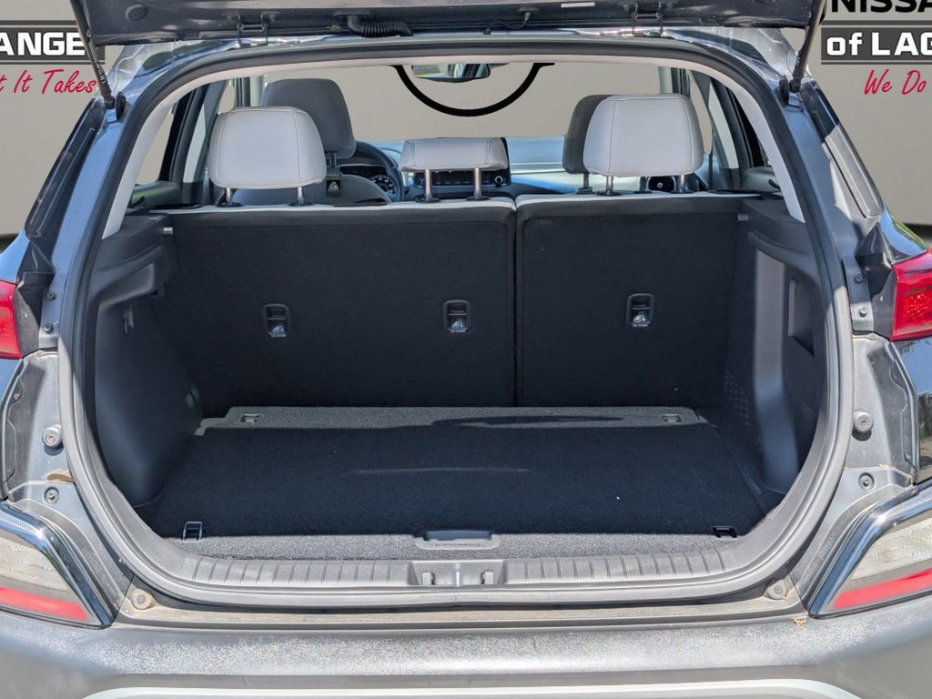 Used 2022 Hyundai Kona SEL FWD image 12