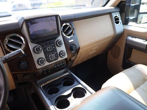 Used 2014 Ford F350 Lariat w/ Lariat Ultimate Package AWD/4WD image 15