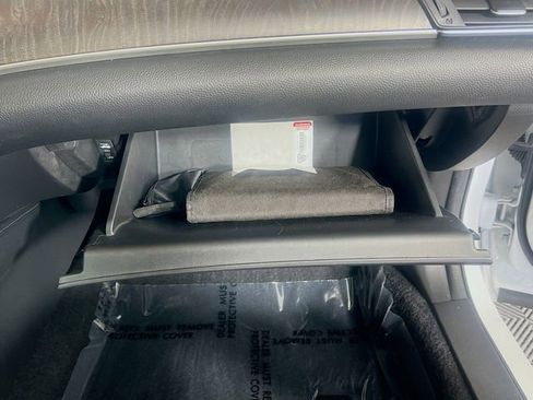 Used 2022 Honda Accord Touring image 31