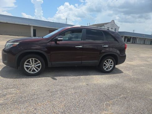 Used 2015 Kia Sorento LX FWD image 6