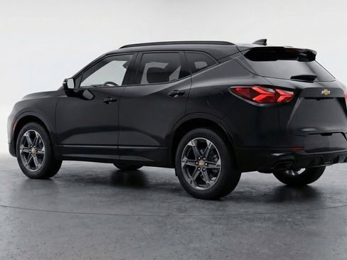 Used 2025 Chevrolet Blazer LT image 6