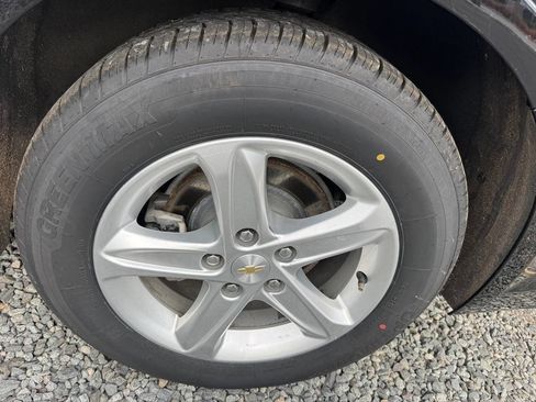 Used 2024 Chevrolet Malibu LT image 28