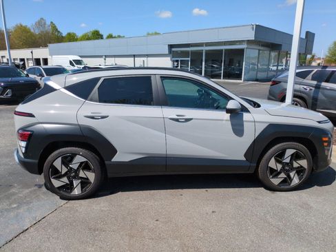 New 2026 Hyundai Kona Limited FWD image 9