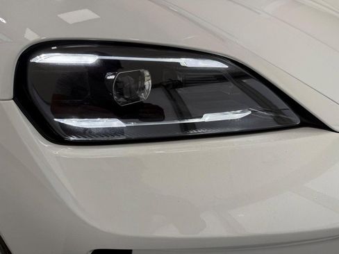 New 2025 Porsche Taycan image 11