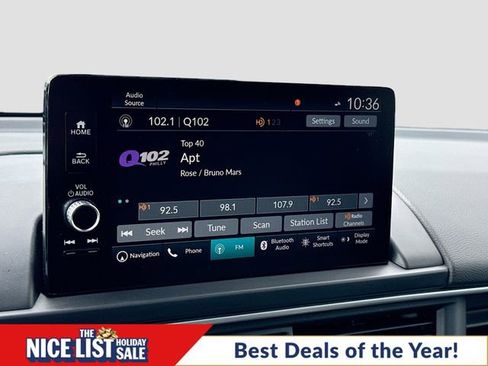 Certified 2025 Honda Pilot Touring image 15