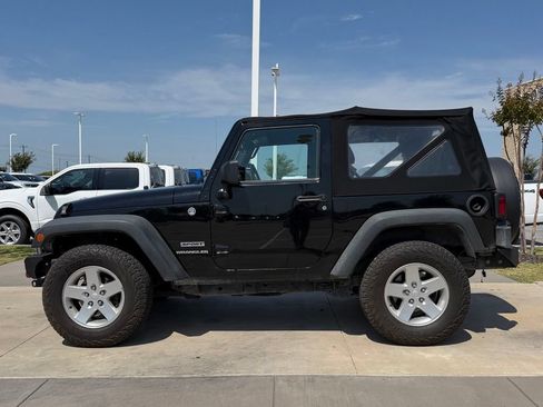 Used 2014 Jeep Wrangler Sport AWD/4WD image 8