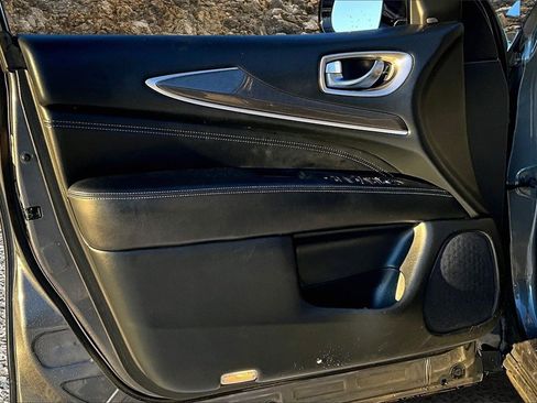 Used 2019 INFINITI QX60 Pure image 20