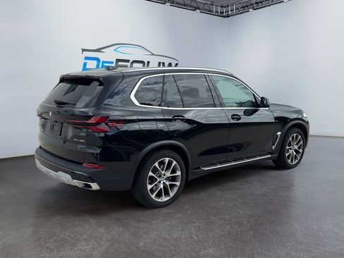 Certified 2025 BMW X5 xDrive40i w/ Climate Comfort Package image 3