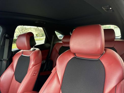 Used 2023 Genesis GV70 2.5T w/ Sport Prestige Package image 23