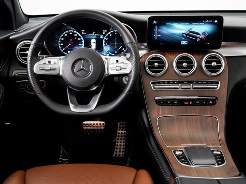 Used 2021 Mercedes-Benz GLC 300 image 15