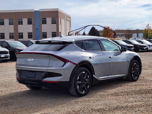 New 2025 Kia EV6 Wind image 3