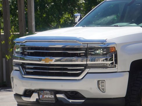 Used 2016 Chevrolet Silverado 1500 High Country AWD/4WD image 19