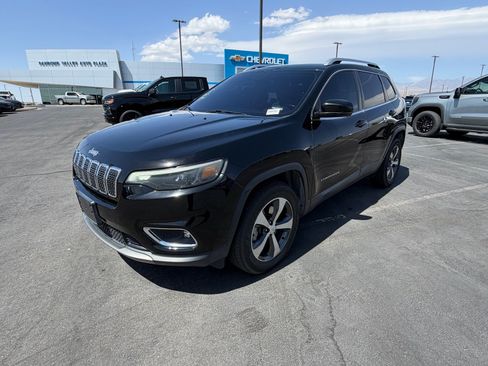 Used 2019 Jeep Cherokee Limited AWD/4WD image 7