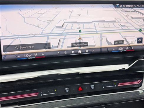 Used 2025 BMW 530i w/ Premium Package image 14