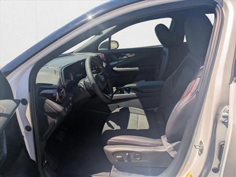 New 2025 Chevrolet Blazer EV RS image 4