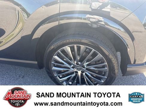 Used 2024 Lexus RX 450h 450h+ Luxury image 11