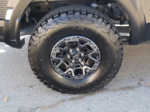 Used 2025 Ford F150 Raptor w/ Equipment Group 803A Raptor R AWD/4WD image 11