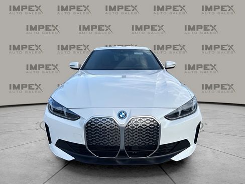 Used 2025 BMW i4 eDrive40 image 8