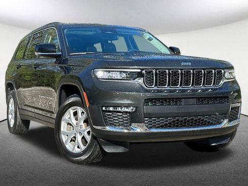 Used 2023 Jeep Grand Cherokee L Limited AWD/4WD image 2