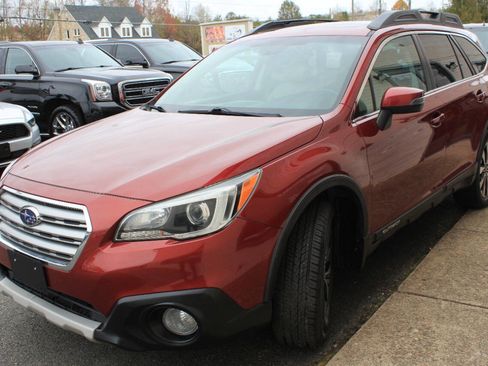 Used 2016 Subaru Outback 3.6R Limited image 5