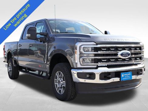 New 2026 Ford F250 Lariat w/ Lariat Premium Package image 6