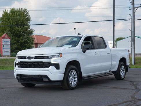 Used 2024 Chevrolet Silverado 1500 RST w/ Convenience Package II AWD/4WD image 7