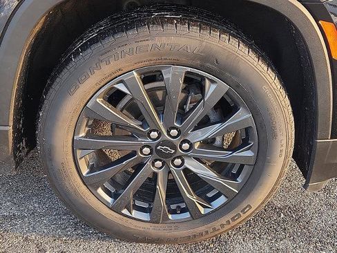 Certified 2023 Chevrolet Traverse RS image 8