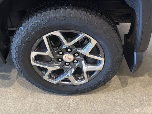 Used 2026 GMC Sierra 1500 SLT w/ SLT Premium Plus Package image 10