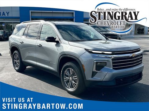 New 2026 Chevrolet Traverse LT w/ Driver Confidence Package image 1