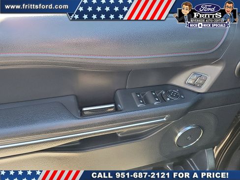 Certified 2022 Ford Expedition Limited image 12