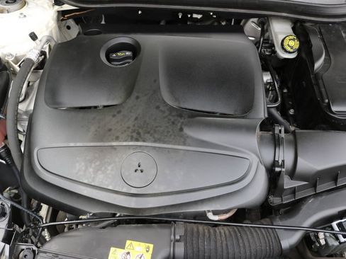 Used 2019 Mercedes-Benz CLA 250 image 9