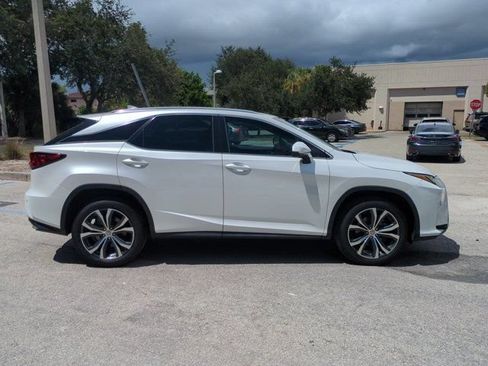 Used 2017 Lexus RX 350 FWD w/ Premium Package image 3