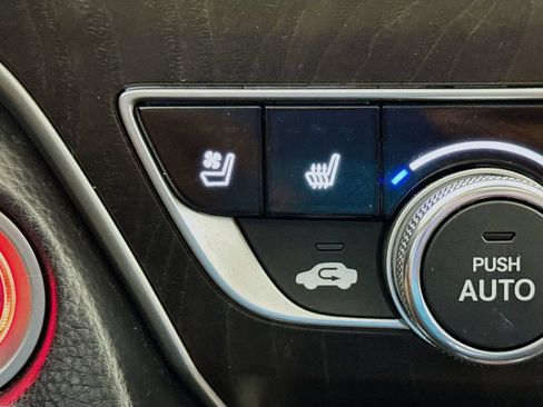 Used 2019 Honda Accord Touring image 21