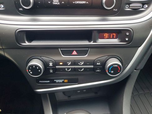 Used 2015 Kia Optima LX w/ LX Convenience Plus Package image 32