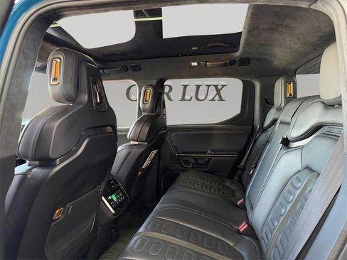 Used 2022 Rivian R1T Launch Edition image 12