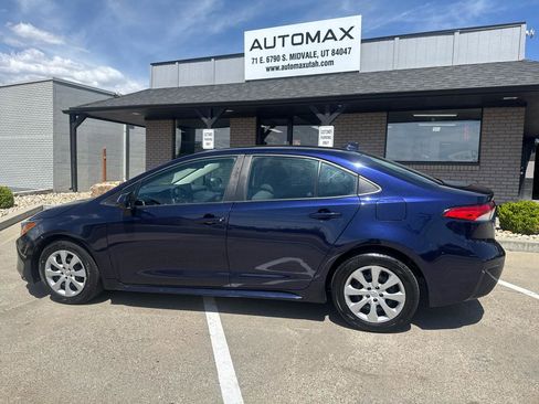 Used 2022 Toyota Corolla LE FWD image 8