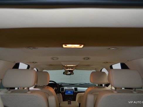 Used 2007 Cadillac Escalade AWD w/ Climate Package image 23