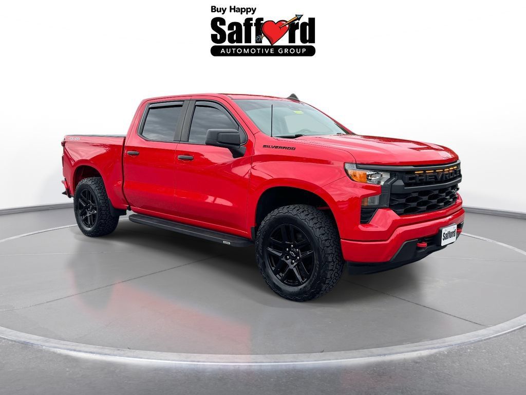 Used 2022 Chevrolet Silverado 1500 Custom w/ LPO, Dark Essentials Package AWD/4WD image 9