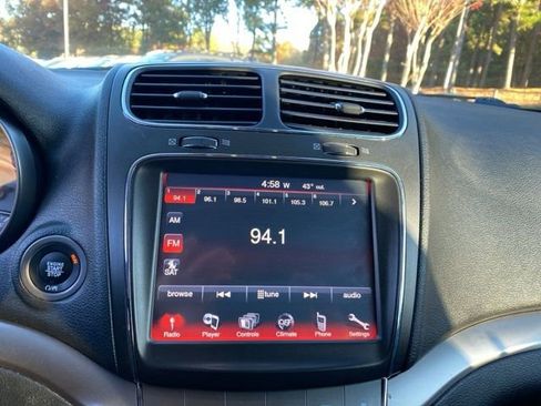 Used 2018 Dodge Journey Crossroad image 26