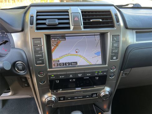 Used 2021 Lexus GX 460 Luxury image 24