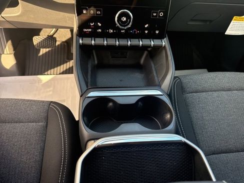 New 2026 GMC Terrain Elevation w/ LPO, Floor Liner Package image 17