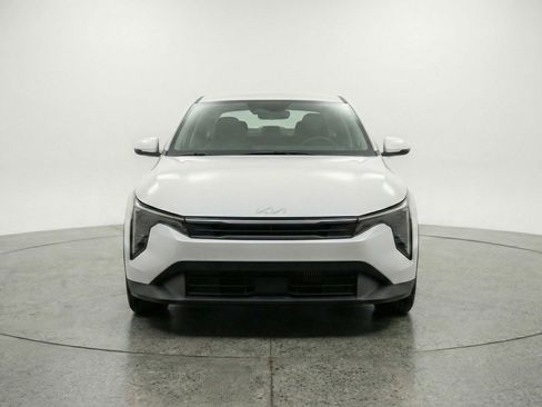 Used 2025 Kia K4 FWD image 2