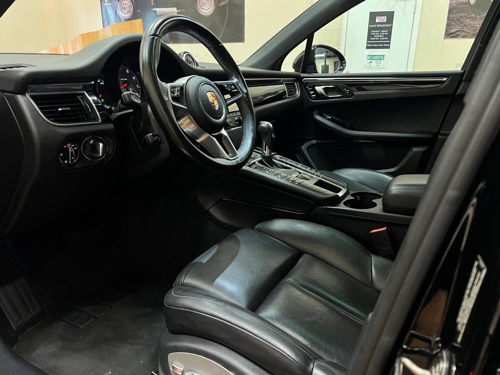 Used 2015 Porsche Macan S AWD/4WD image 14