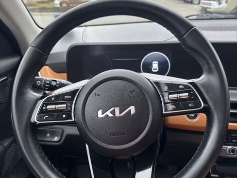 Used 2024 Kia Seltos EX image 22