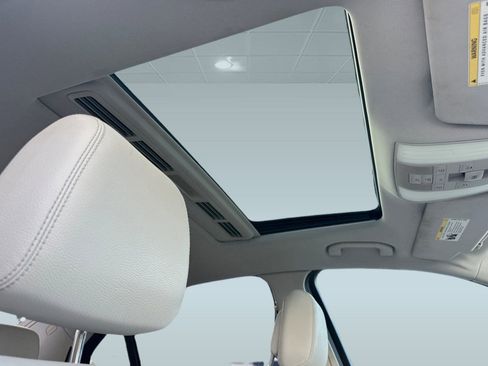 Used 2016 Mercedes-Benz E 350 E 350 Sport image 13